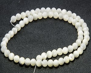 Mother of Pearl 40 cm collier 4 mm